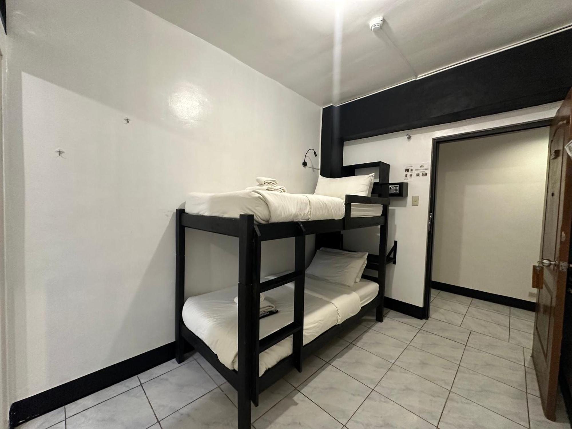 Fernando'S Hotel Sorsogon Bagian luar foto