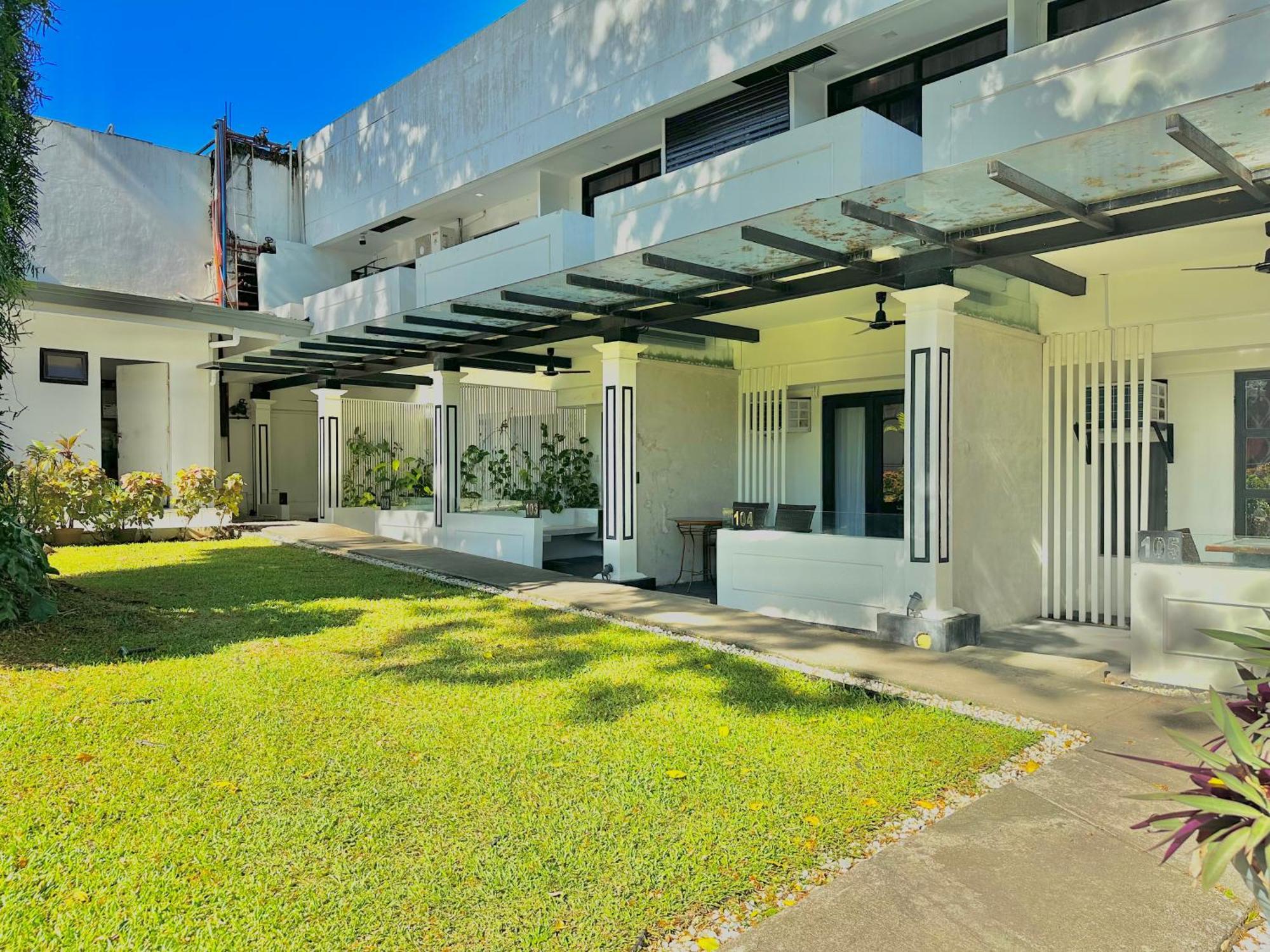 Fernando'S Hotel Sorsogon Bagian luar foto